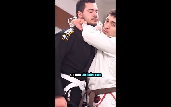 Kendisi 8 Mart Dünya Kadınlar Günü’nde de yine bir video paylaştı.