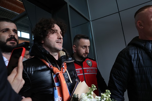 Trabzonspor taraftarı nihayet muradına erdi ve teknik direktörlüğe Fatih Tekke getirildi.