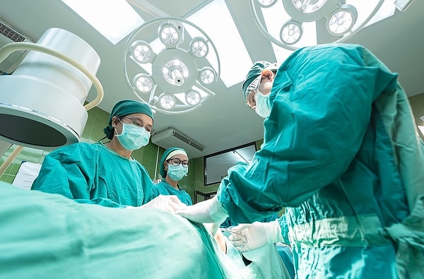 For the first time in Canada, surgeons have successfully completed the first stage of an operation aimed at restoring vision to people with severe blindness by implanting a tooth in their eye.