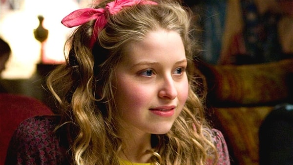 İlk olarak Harry Potter ve Melez Prens filminde Lavender Brown olarak izlediğimiz Jessie Cave radikal bir karar aldı.