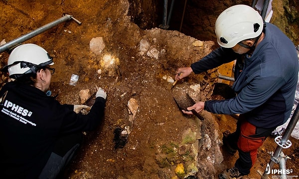 Researchers have discovered bone fragments of the oldest known human face in Western Europe in a cave in Spain.