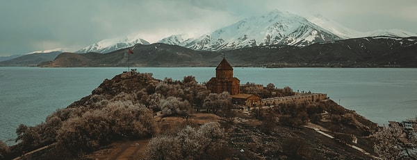 3. Lake Van: Tranquil waters and historic beauty Lake Van