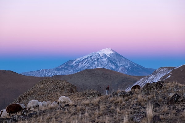 4. Mount Ararat: Majestic peaks and mystical views