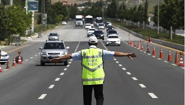 İstanbul'da Bugün Hangi Yollar Trafiğe Kapalı?