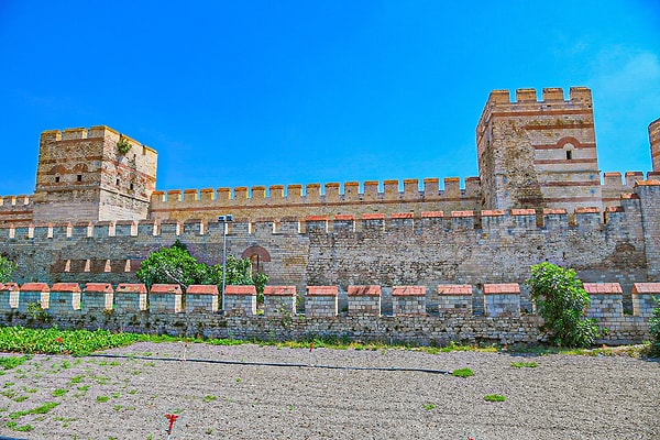 The history of the Istanbul City Walls spans millennia, beginning with the city's founding as Byzantium in the 7th century BCE.