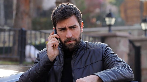 Tepkilerin çığ gibi büyüdüğü olaydan dakikalar sonra Teşkilat'ın eski başrolü Çağlar Ertuğrul'dan boykot çağrılarına destek olan bir paylaşım geldi.