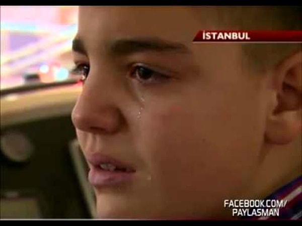 "Anlayamazsınız, beni çeken motorun dalgası..." sözleriyle viral olmuştu.