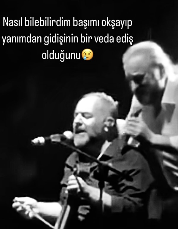 Konak’ın sahnedeki son anlarında yanında olan müzisyen Selim Bölükbaşı ise, yaşadığı derin acıyı sosyal medya hesabından kaleme aldığı duygu dolu sözlerle paylaştı.