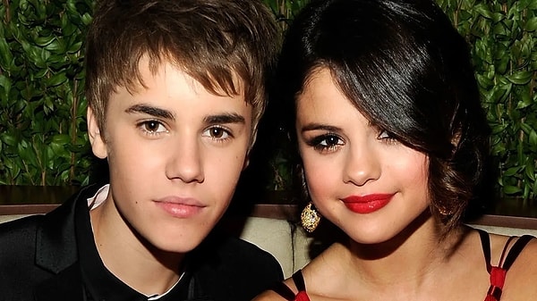 2010 senesinde menajerlerinin çöpçatanlığıyla başlayan bir aşktı Selena Gomez ve Justin Bieber birlikteliği...