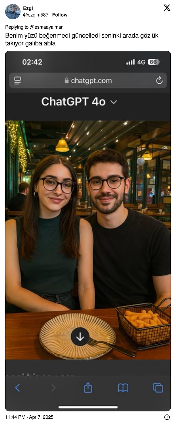 Gözlük de çizdi.