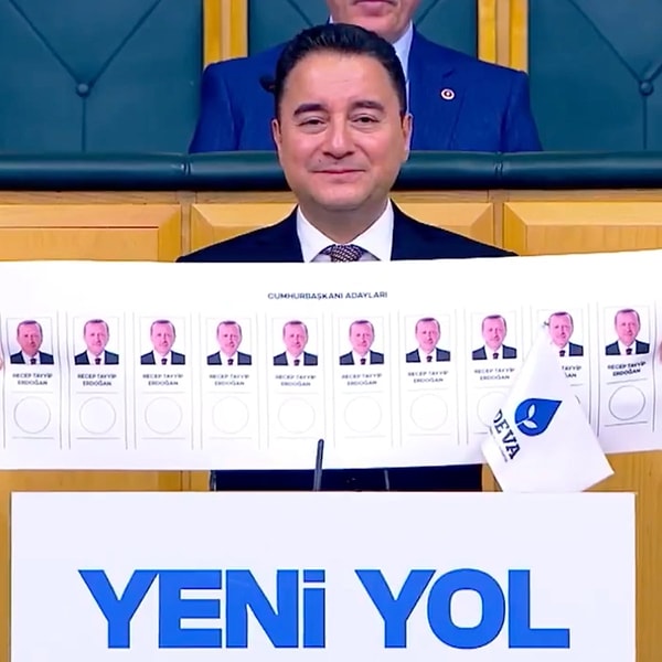 Ali Babacan’ın “İktidarın hayalindeki oy pusulası” diyerek kameralara gösterdiği pusula