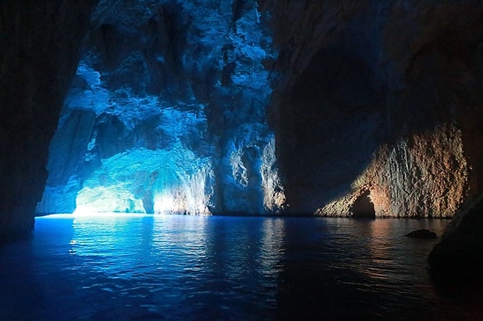 A Guide to Antalya's Secret Paradise: Mysterious Blue Cave