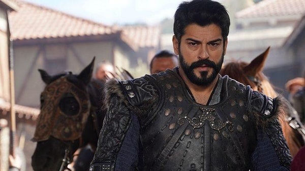 atv ekranlarında yayınlanan Kuruluş Osman dizisinin başrolü olan Burak Özçivit rol aldığı yapımlar kadar reklam anlaşmalarıyla da sıkça adından söz ettiriyor. Görseli