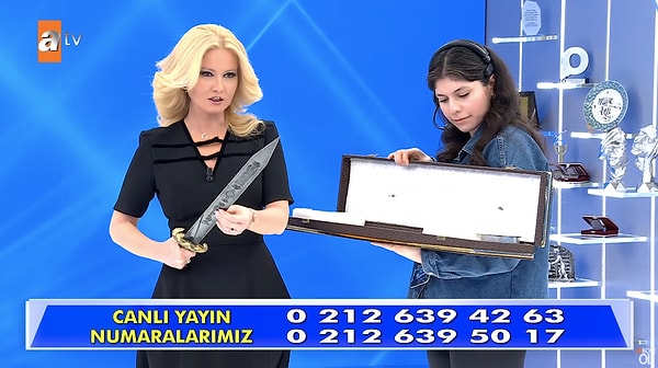 İsmail, kardeşi Hamza'nın eşi Naciye'nin getirdiği kılıcı da yayına getirerek şoke eden sözlerle izleyenleri adeta afallattı.