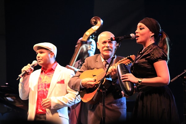 2. Havana – Gecenin Ritmi, Gitarın Tınısı, Kalbin Atışı