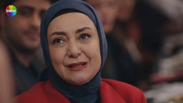 Kızılcık Şerbeti dizisinde olmaz denilen oldu, Pembe artık Şerbo Ailesi'nden çıktı
