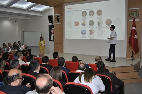 Detaylı bilgi almak ve başvuru yapmak için web adresimizi ziyaret edebilir, sosyal medya hesaplarını takip edebilirsin.