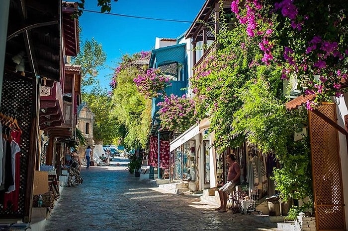 Affordable Restaurants to Try in Kas, the Pearl of the Mediterranean