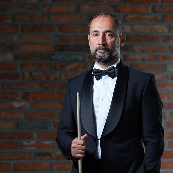 Dünya çapında “Mr. Magic” ve “The Turkish Prince” lakaplarıyla tanınan efsanevi bilardo oyuncusu...