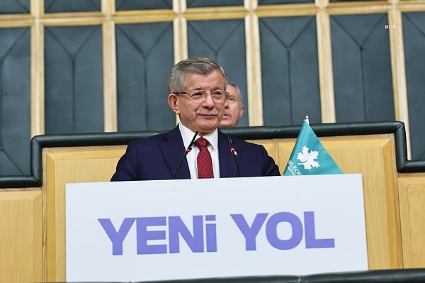 ATV ekranlarında yayınlanan Esra Erol'da programındaki skandal olay herkesi şaşkına çevirdi.