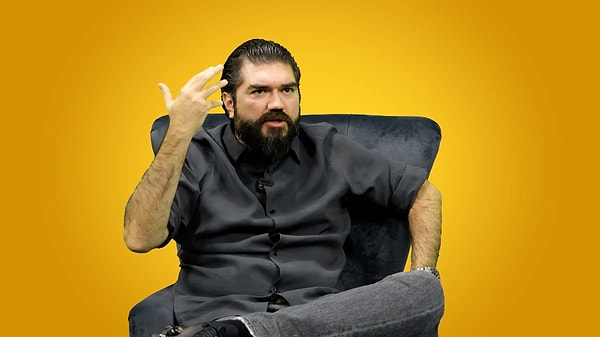 TGRT’ye telefon ile bağlanan Türkiye Gazetesi yazarı Cem Küçük, Rasim Ozan Kütahyalı'nın paylaşımlarına yönelik dikkat çeken değerlendirmelerde bulundu. Görseli