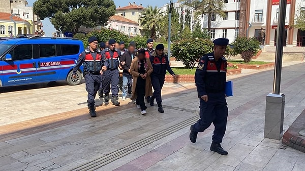 Civciv baronları gözaltına alındı. Görseli