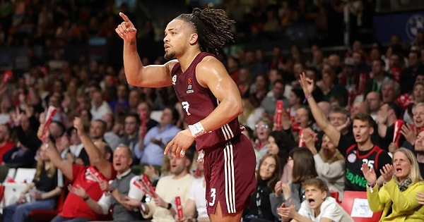 Carsen Edwards - Bayern Münih