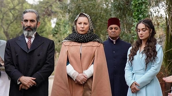 NOW'ın iddialı dizisi Şakir Paşa Ailesi setinde geçtiğimiz günlerde ikinci kez yangın çıktı.