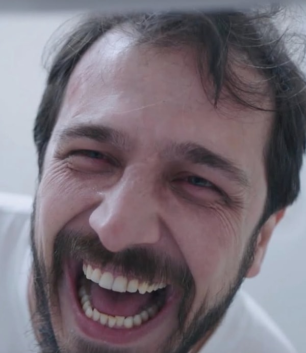 Sosyal medyada en çok Mustafa'nın delirdiği sahne konuşuldu.