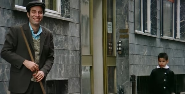 1976 yapımı Kapıcılar Kralı filmi Yeşilçam'ın ikonik filmlerinden biri olarak hafızalara kazınmıştı.