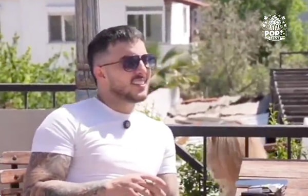 Özellikle CHP’nin Cumhurbaşkanı adayı Ekrem İmamoğlu’nun tutuklanma süreciyle ilgili paylaşım yapmaması dikkat çeken Ati242, bu sessizliğini katıldığı bir canlı yayında bozdu.