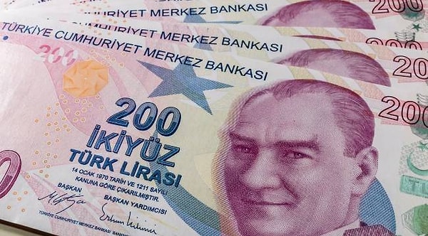 Cebinde 1000 lira var ve gün boyu dışardasın. Ne yaparsın?