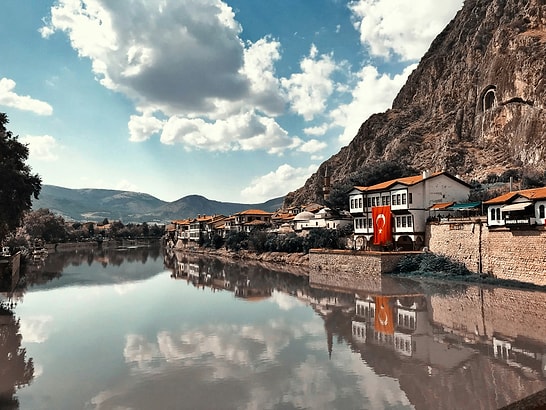 Top Places to Visit in Amasya: A Scenic Trip by the Yesilirmak River