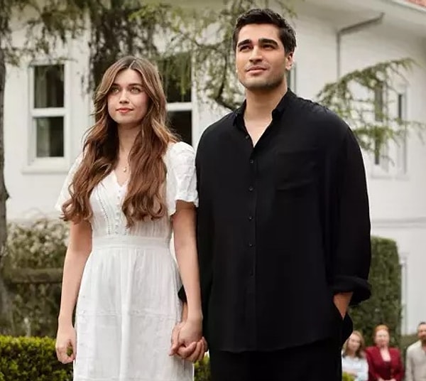 Üç sezondur Star TV ekranlarında devam eden Yalı Çapkını dizisi, 4 Nisan'da final yaptı.