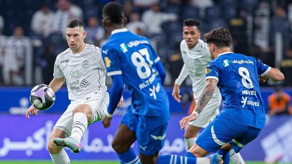 Suudi Arabistan Pro Lig'de dün Al Hilal ile Al Shabab karşı karşıya geldi.