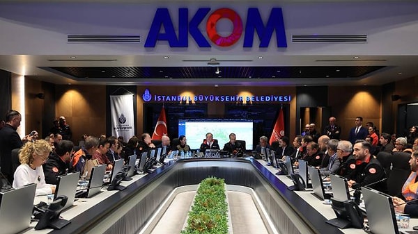 Kurul, acilen önemli görülen temel değerlendirme, uyarı ve taleplerini açıkladı. Prof. Dr. Tarık Şengül tarafından okunan açıklama metninde, şu tespitler ve önerilerde bulunuldu; Görseli