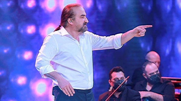15. 2025’te bir konser sırasında kalp krizi geçirdi…