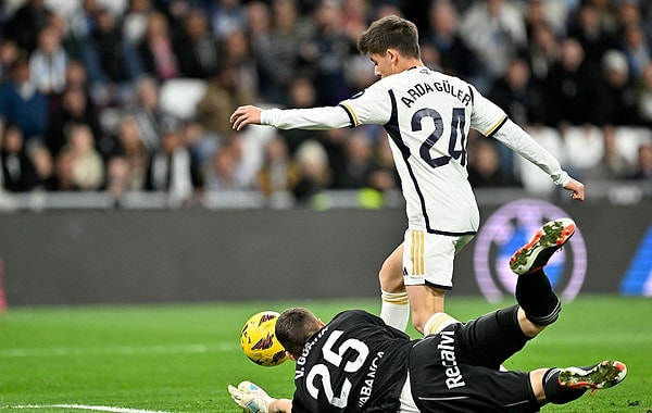 Madrid'de en çok konuşulan isimlerden biri Arda... Görseli