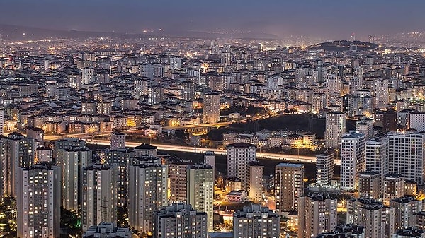 Konut güvenliği 23 Nisan İstanbul depreminin ardından yeniden gündemde. Görseli