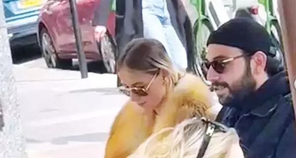 Şimdi izninizle, bu durumu bugün itibariyle değiştiriyoruz! Çok uzun bir aşk molasından sonra, Didem Soydan ilk kez yeni bir sevgiliyle gündeme düşmüş durumda çünkü!