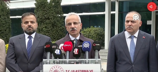 İstanbul’da yaşanan 6.2’lik depremde GSM operatörleri yine sınıfı geçemedi. Görseli