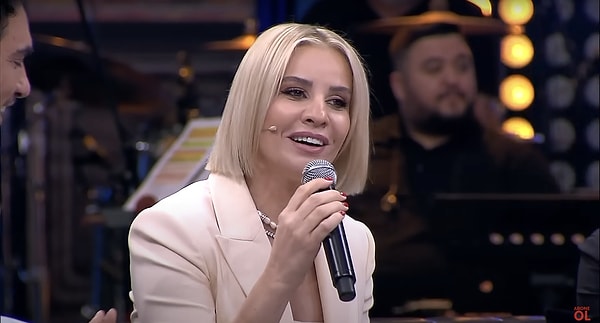 Türkü söylemişti, görenler bir kez daha hayran kaldı.