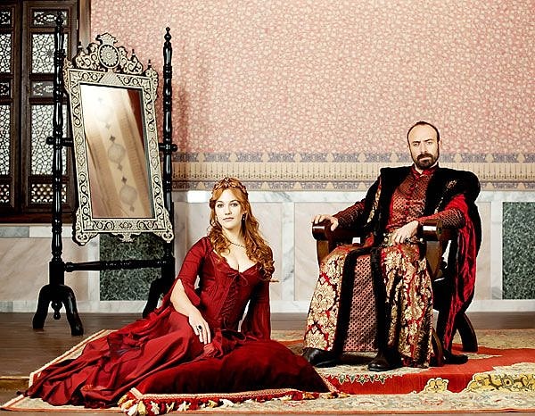 Muhteşem Yüzyıl Eleştiri ve Ödüller