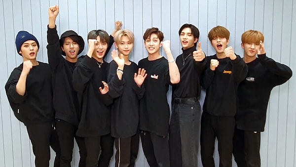 2. Stray Kids, 25 Mart 2018'de CHN Entertainment etiketi altında çıkış yaptı.
