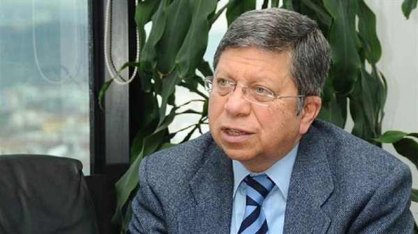 Eski başdanışmanı İlnur Çevik'ten Cumhurbaşkanı Erdoğan'a erken seçim çağrısı geldi.