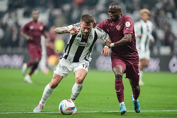 Beşiktaş'tan beş gollü geri dönüş...