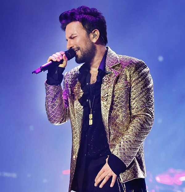 Tarkan, Annesinin Ölümüyle İlgili İlk Kez Paylaşım Yaptı
