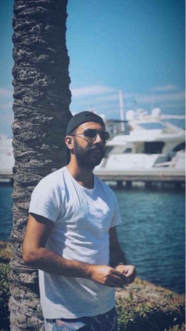 Ayhan K.