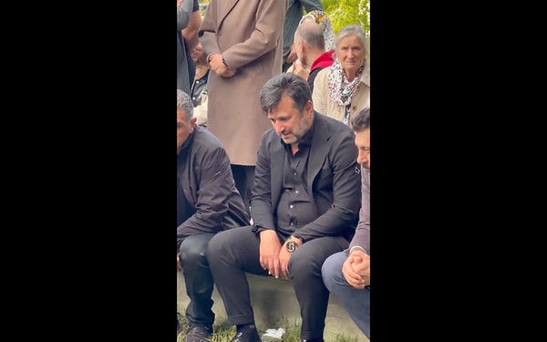 Almina Tude Uygun Türkiye Futbol Federasyonu'nda İdari İşler Uzmanı olarak görev yapıyordu. Görseli