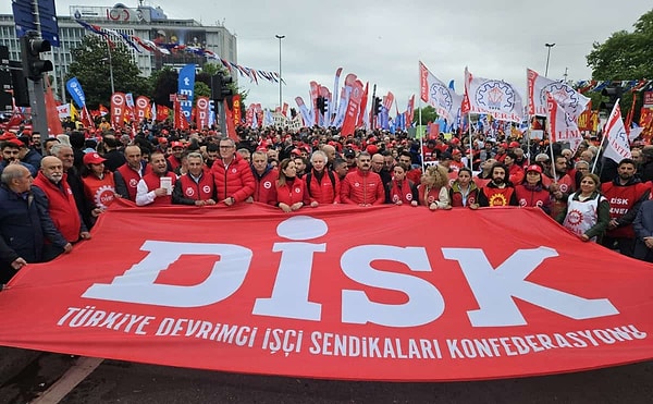 Devrimci İşçi Sendikaları Konfederasyonu (DİSK) bu yıl 1 Mayıs kutlamalarını Kadıköy’de yapacağını açıklamıştı.